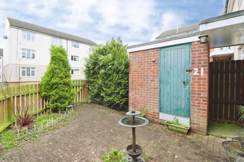 2 bedroom semi-detached house for sale, Devizes Close, Chesterfield