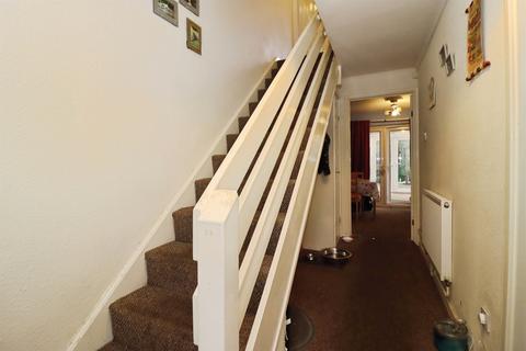 2 bedroom semi-detached house for sale, Devizes Close, Chesterfield