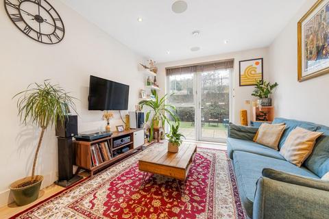 1 bedroom flat for sale, Brixton Road, SW9