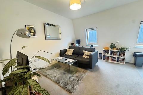 1 bedroom apartment to rent, Warple Way, London, W3