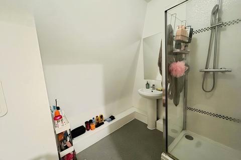 1 bedroom apartment to rent, Warple Way, London, W3