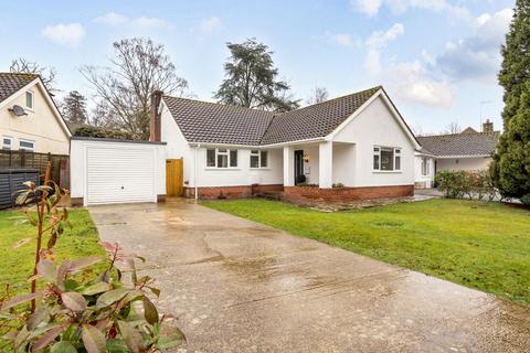 3 bedroom detached bungalow for sale, Merrieleas Drive, Chandler's Ford