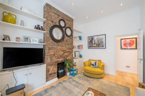2 bedroom flat for sale, Priory Park Road, London NW6
