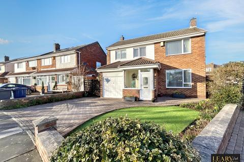 3 bedroom detached house for sale, Moorfield Gardens, Cleadon SR6 7TP