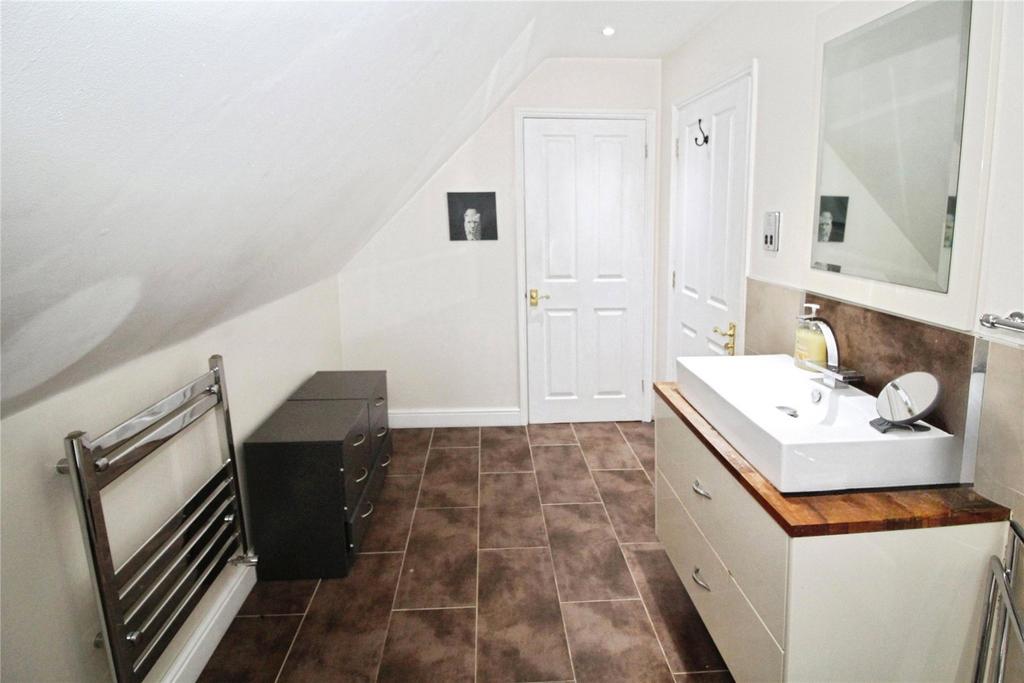 Ensuite Shower Room