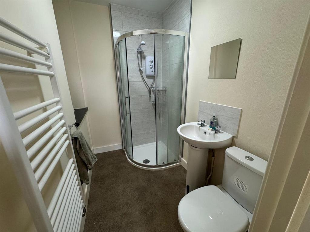 Bed 3 En Suite