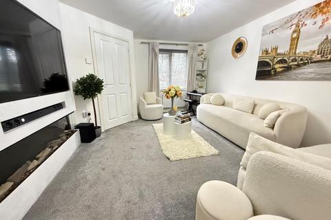 3 bedroom semi-detached house for sale, Campus Drive, Northampton NN2