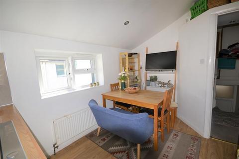 1 bedroom flat to rent, Osborne Villas, Hove