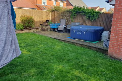 3 bedroom semi-detached house for sale, Plantation Avenue, Marcham, Abingdon