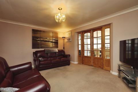 4 bedroom detached house for sale, Marbeck Close, Dinnington, Sheffield