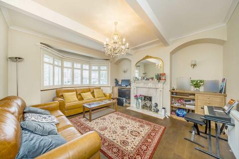 3 bedroom house for sale, The Chase, London SW16