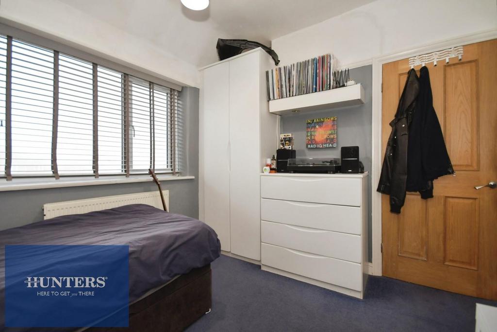 BED 2 01.jpg