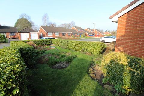 3 bedroom semi-detached house for sale, Queen Street, Highfield, Wigan, WN5 9HY