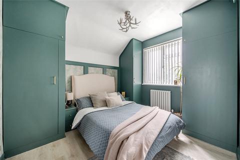 3 bedroom semi-detached house for sale, Greenfields Road, Reading, RG2