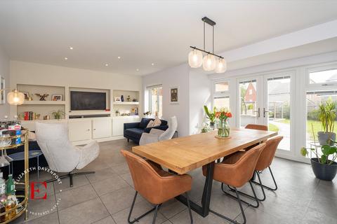 5 bedroom detached house for sale, Martin Drive, Kenilworth, CV8