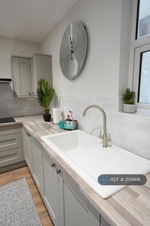 undefined, Lynwood Road, Redhill, RH1