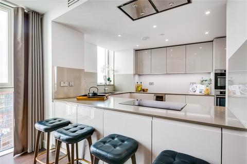 3 bedroom apartment to rent, Wandsworth Road, London, SW8