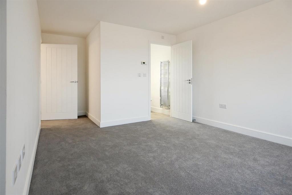 Main Bedroom.jpg