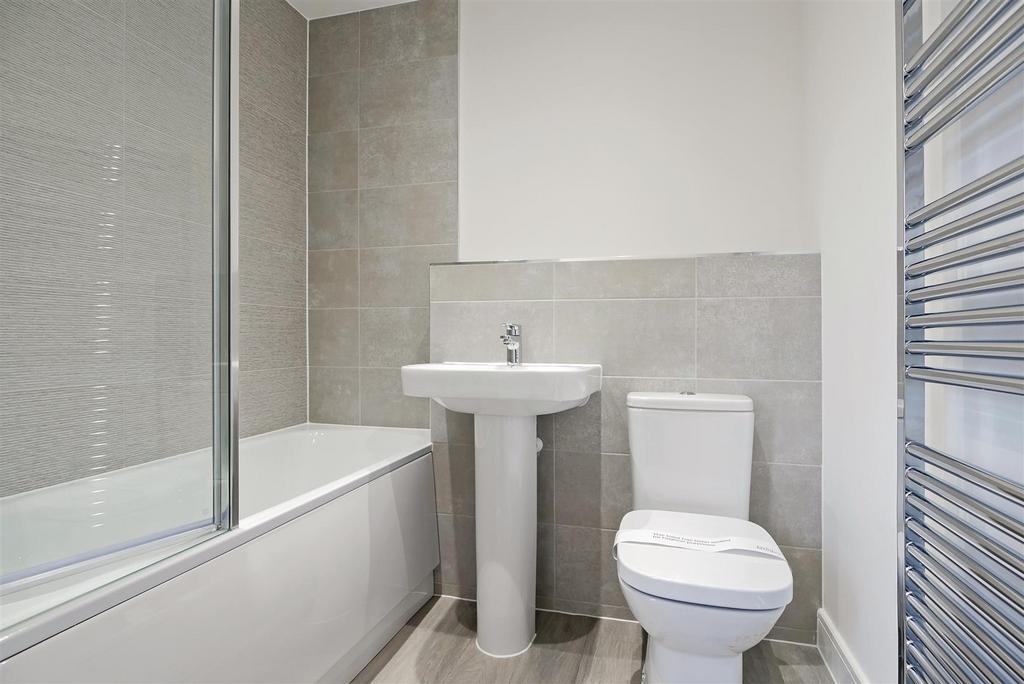 Bathroom.jpg