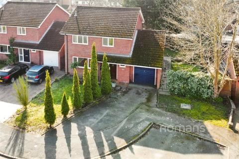 undefined, Squirrel Close, Sandhurst, Berkshire