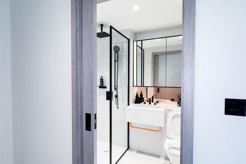 undefined, Aspenl, Canary Wharf, London