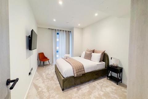 undefined, Aspenl, Canary Wharf, London