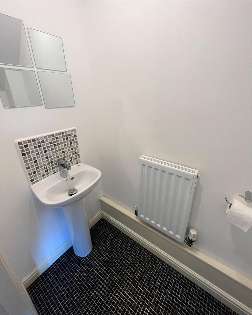 Downstaird wc