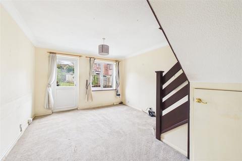 1 bedroom terraced house to rent, Hilmanton, Lower Earley, Reading, Berkshire, RG6