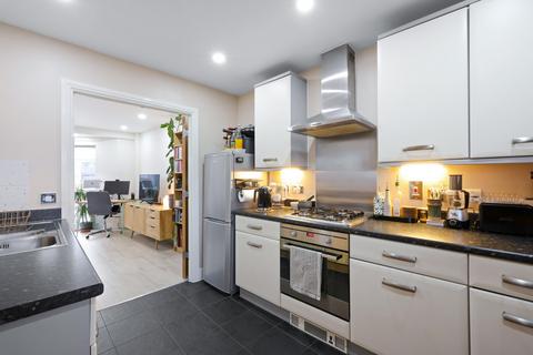 1 bedroom apartment for sale, Eagle Court, Drinkwater Road, Harrow, HA2