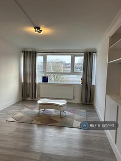 2 bedroom flat to rent, Forbes Court, London, SE19