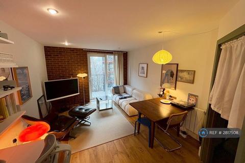 1 bedroom flat to rent, Warehouse Court, London, SE18