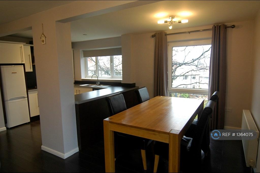Kitchen-Living