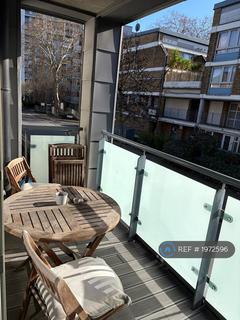 2 bedroom flat to rent, Sidney Road, London, SW9