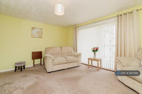 2 bedroom flat to rent, Kerrycroy Avenue, Glasgow, G42