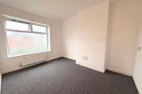 3 bedroom house to rent, Brock Avenue, Bolton, BL2
