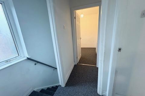 3 bedroom house to rent, Brock Avenue, Bolton, BL2