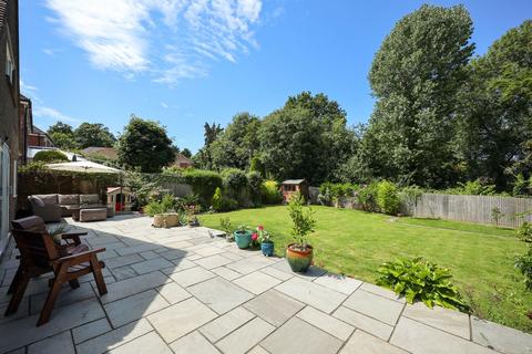 4 bedroom detached house for sale, Ferndale Road, Burgess Hill, RH15