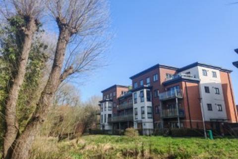 2 bedroom flat to rent, Bartlett Crescent, High Wycombe HP12