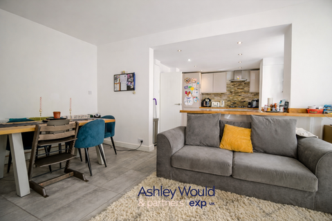 3 bedroom semi-detached house for sale, Wolverhampton Road South, Birmingham B32