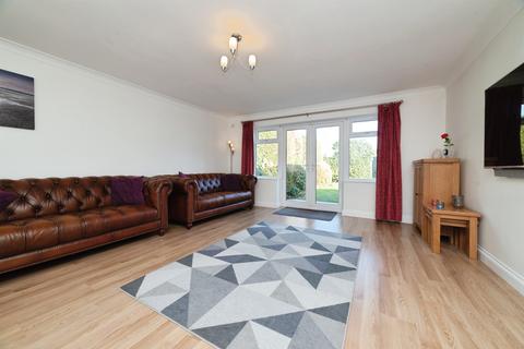 undefined, Eden Drive, Hull