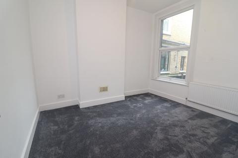 1 bedroom flat to rent, Davenport Road, Catford SE6