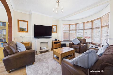 4 bedroom terraced house for sale, Hill View Gardens, London NW9