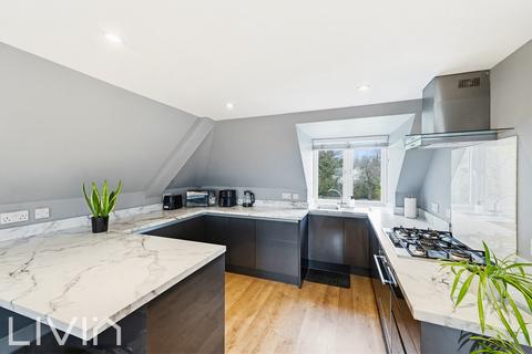 1 bedroom flat to rent, South Croydon, London CR2