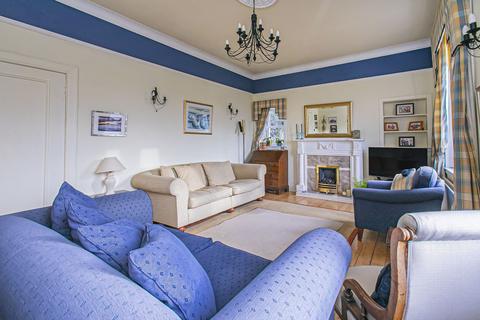4 bedroom detached house for sale, 12 Dunfermline Road, Limekilns, KY11 3JS