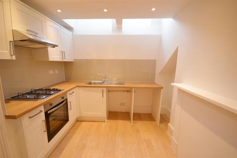 1 bedroom house to rent, Queens Road, Brighton