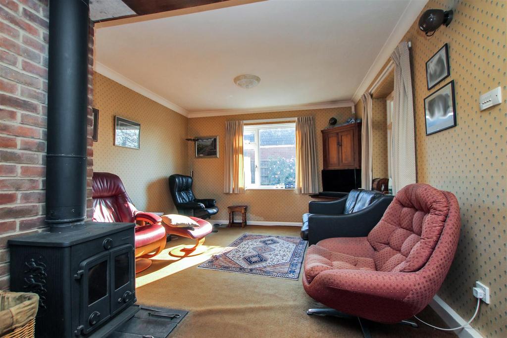 Family &amp; Dining Room.JPG