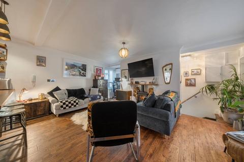 2 bedroom flat for sale, Nottingham Court, Covent Garden, London, WC2H