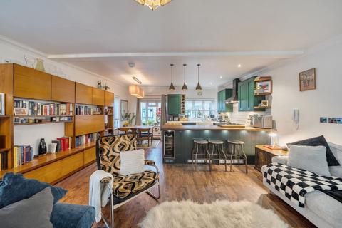 Nottingham Court, Covent Garden, London, WC2H