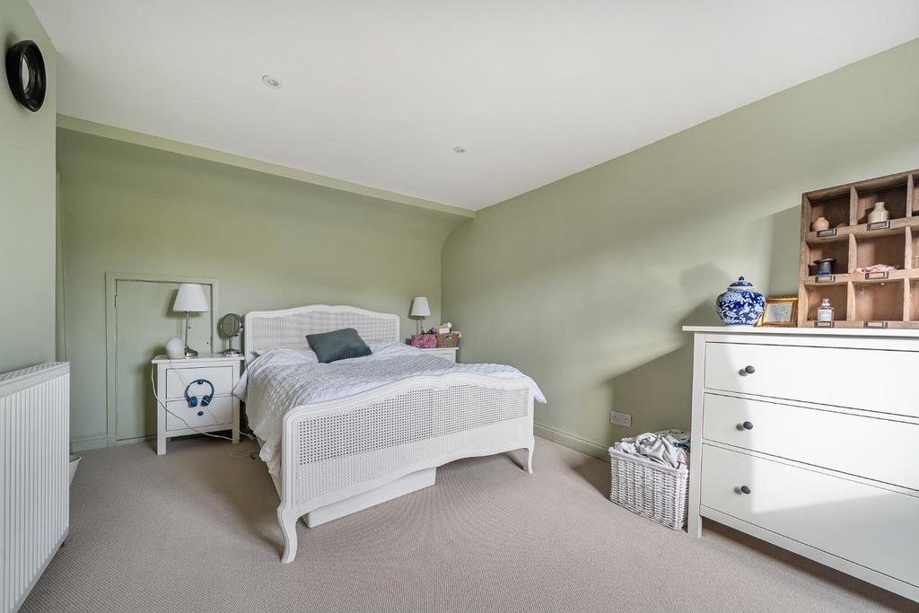 Bedroom 3i.jpg