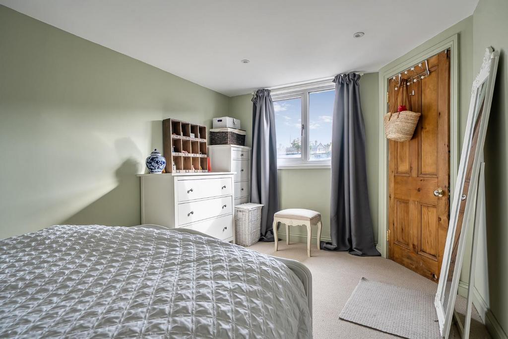 Bedroom 3.jpg